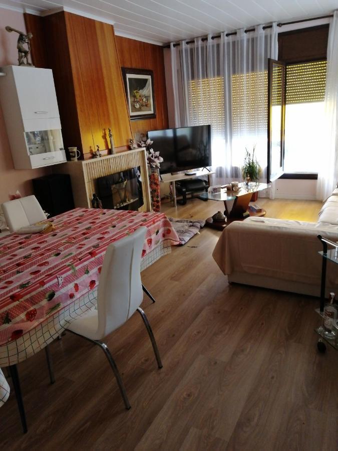 Habitacion Individual En Tarrega Apartment Luaran gambar